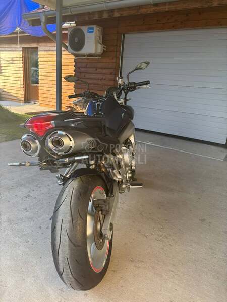 Yamaha FZ