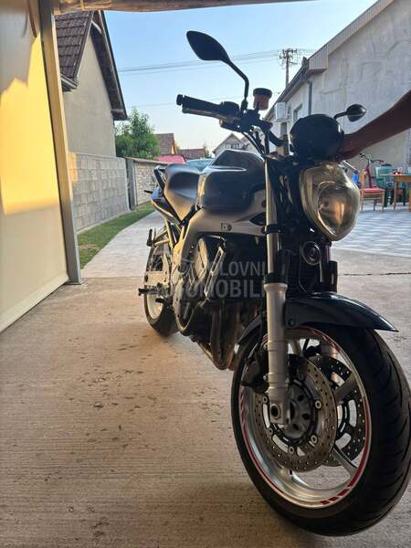 Yamaha FZ