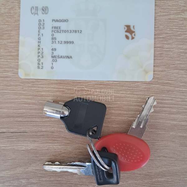 Piaggio Free