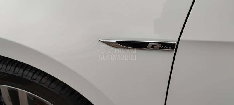 Volkswagen Golf 7 1.5 TSI R-LINE