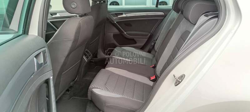 Volkswagen Golf 7 1.5 TSI R-LINE