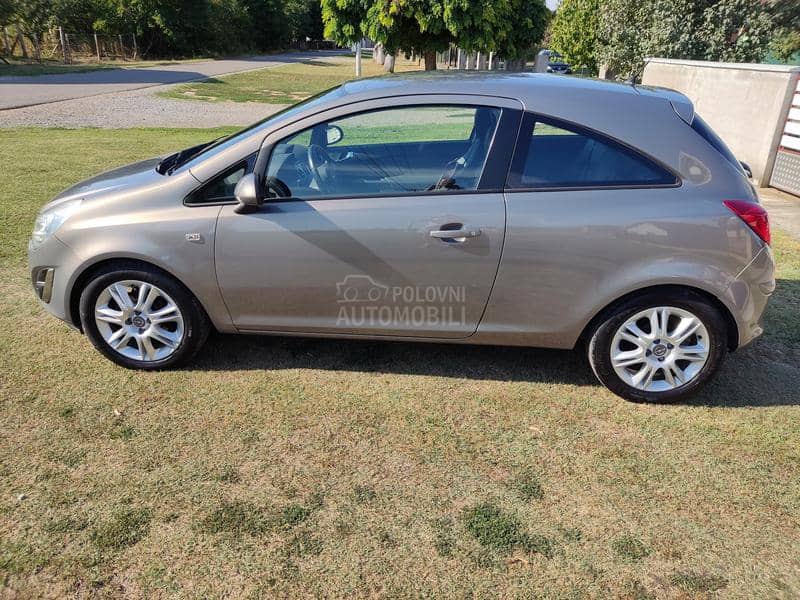 Opel Corsa D 