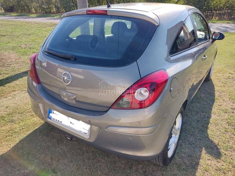 Opel Corsa D 