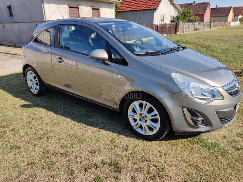 Opel Corsa D 