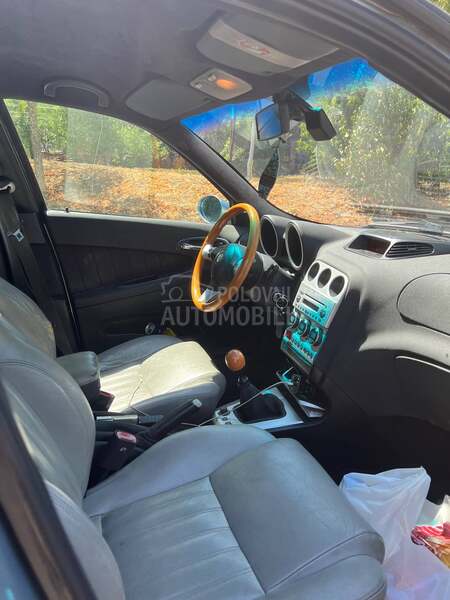 Alfa Romeo 156 1.9 JtdM