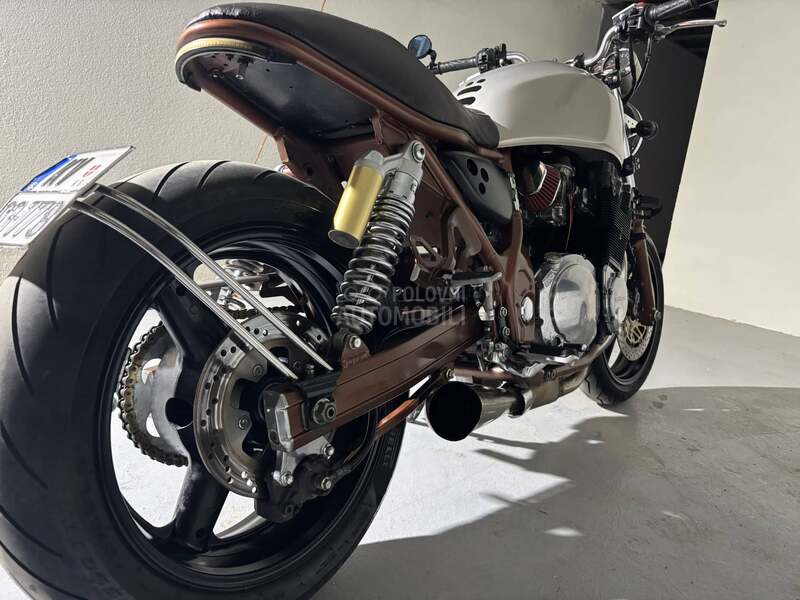 Suzuki gsx 750