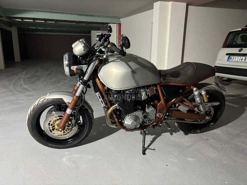 Suzuki gsx 750