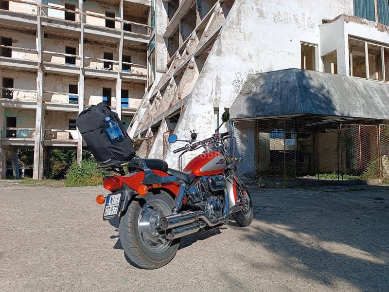 Suzuki Marauder VZ 800