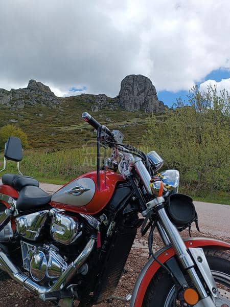 Suzuki Marauder VZ 800