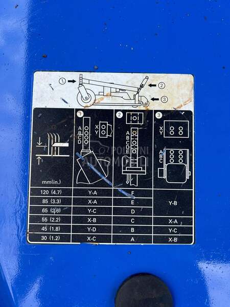 Iseki SF 303