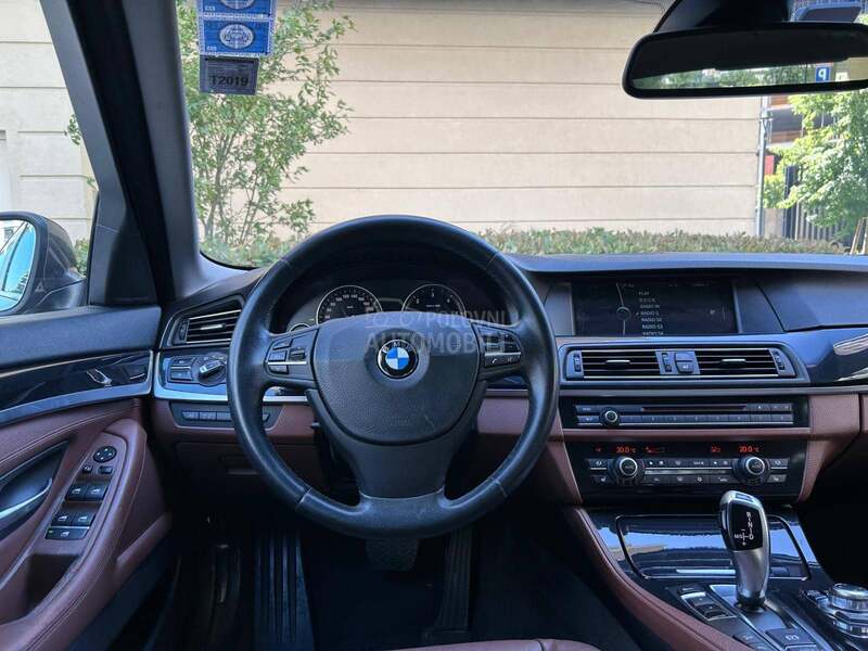 BMW 525 525d Xdrive AT