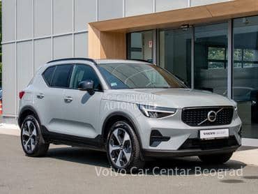 Volvo XC40 B3 Plus Dark