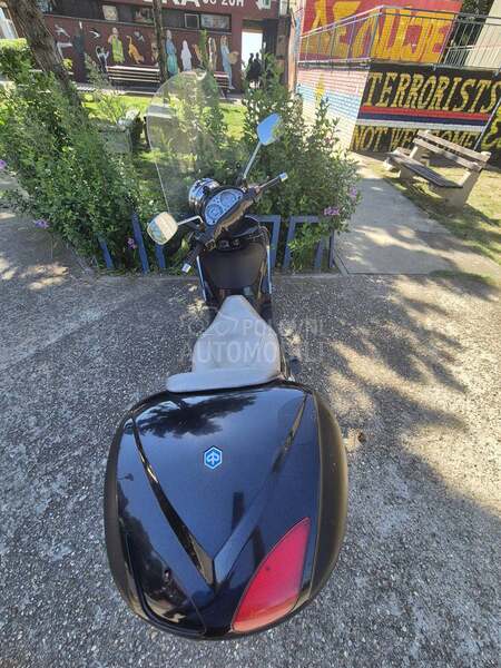 Piaggio BEVERLY 400
