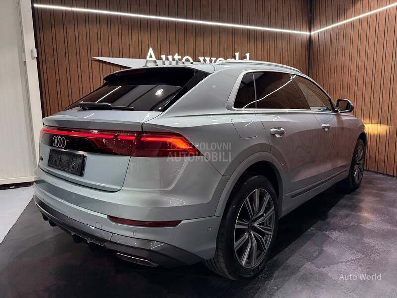 Audi Q8 50 TDI S Line /Pano/