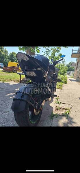 Kawasaki Z750