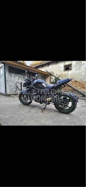 Kawasaki Z750