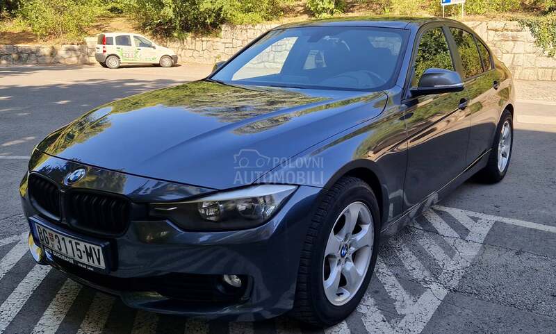BMW 320 