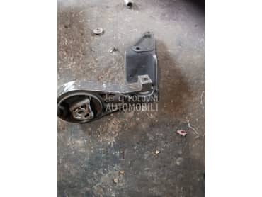nosac motora za Opel Corsa D