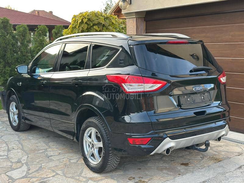 Ford Kuga ST TITANIUM 4x4 CH