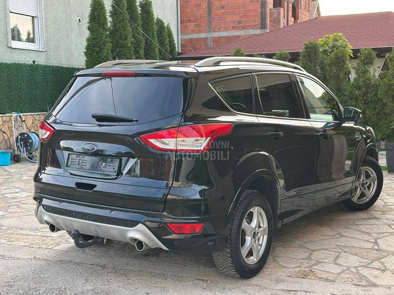 Ford Kuga ST TITANIUM 4x4 CH