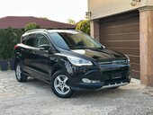Ford Kuga ST TITANIUM 4x4 CH