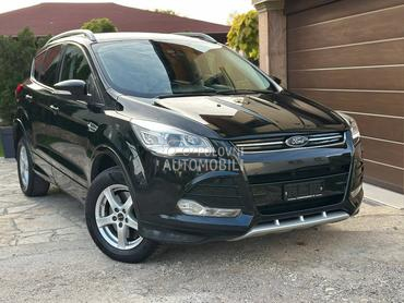 Ford Kuga ST TITANIUM 4x4 CH