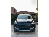 Ford Kuga ST TITANIUM 4x4 CH