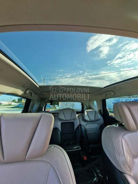 Renault Scenic Initiale Paris