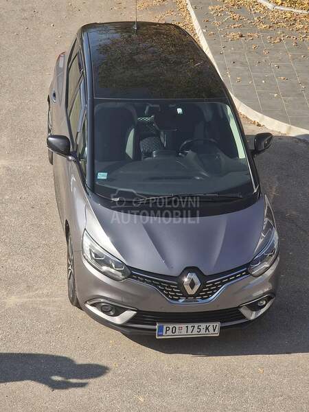 Renault Scenic Initiale Paris