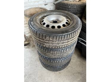 Michelin 205/65 R16 Zimska