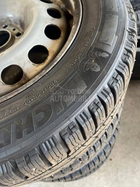 Michelin 205/65 R16 Zimska