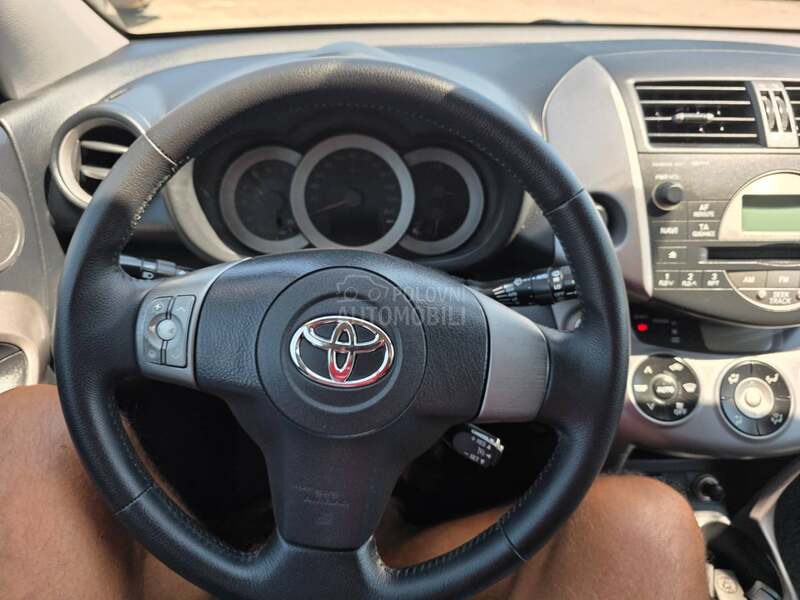 Toyota RAV 4 2.0d4X4 VELSER