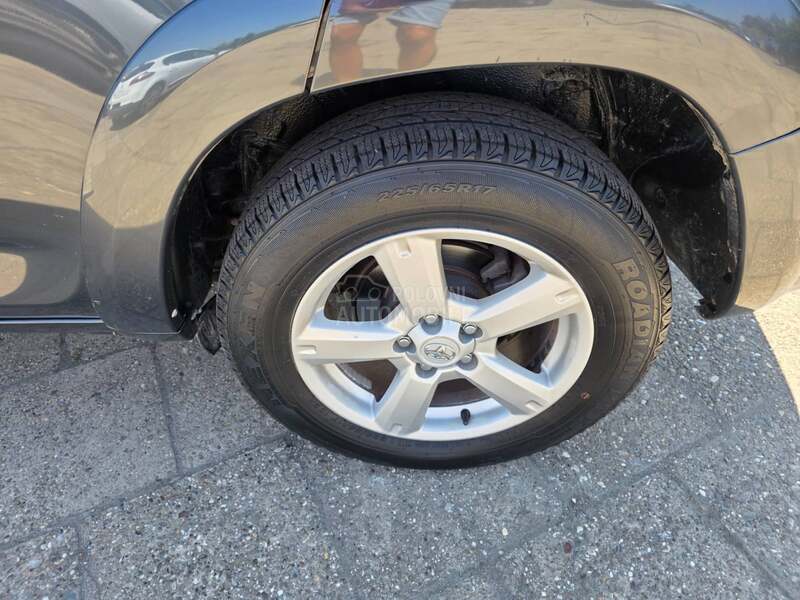 Toyota RAV 4 2.0d4X4 VELSER