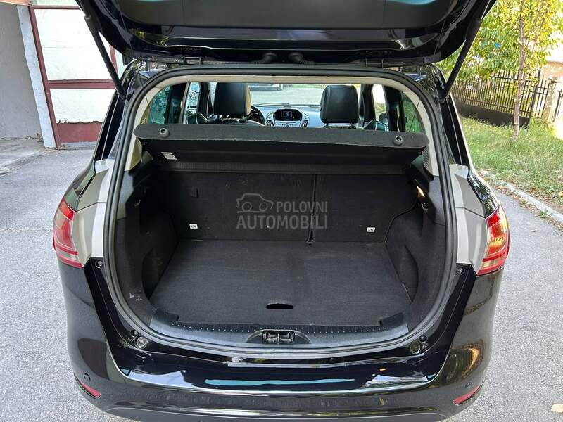 Ford B-Max 1.6 tdci titanijum