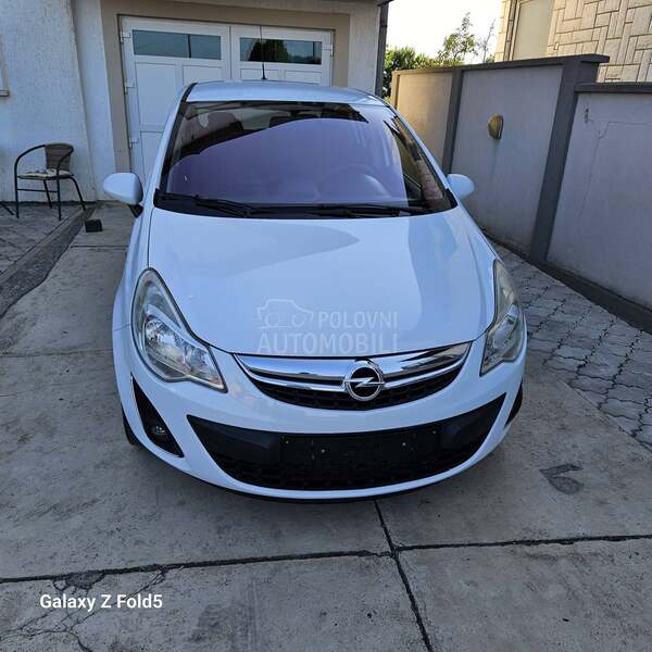 Opel Corsa D 1.2 tng restajling