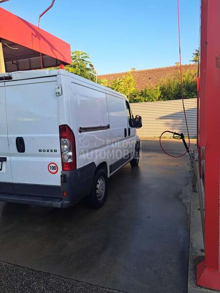 Peugeot Boxer 