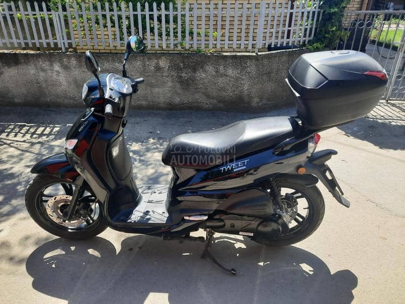 Peugeot Tweet 150 ABS Evo 4