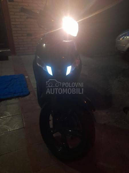 Peugeot Tweet 150 ABS Evo 4