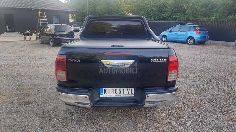 Toyota Hilux 2.4 D4D 4X4
