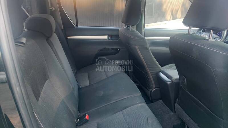 Toyota Hilux 2.4 D4D 4X4