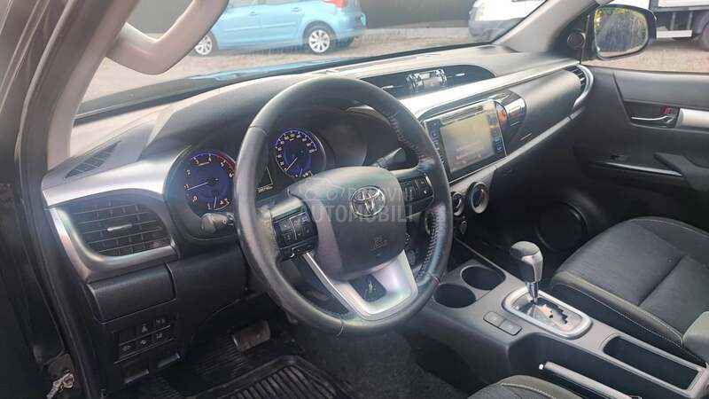 Toyota Hilux 2.4 D4D 4X4