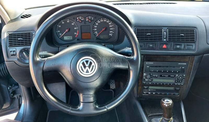 Volkswagen Golf 4 GTI