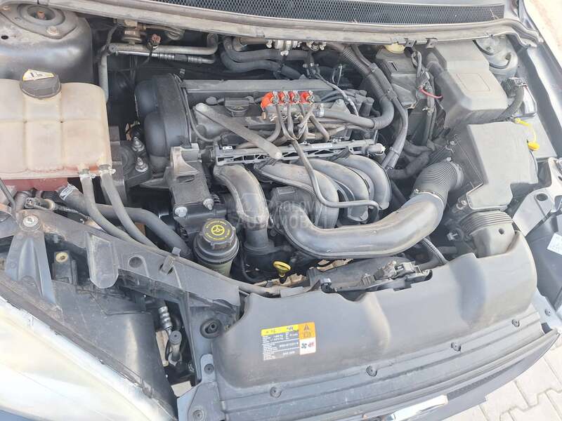 Ford Focus 1.6  16v