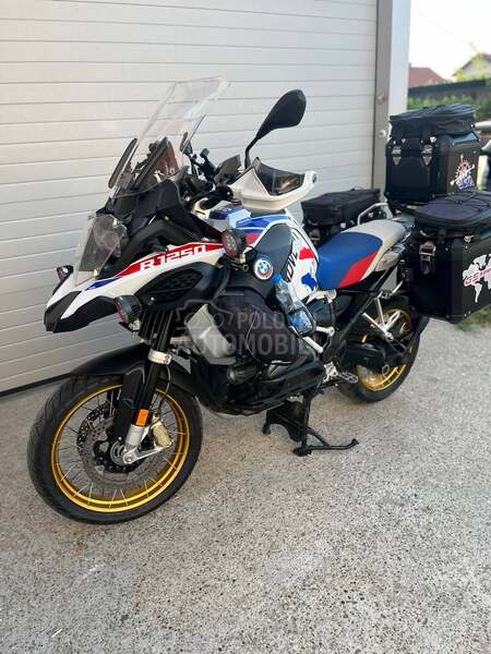 BMW R1250GS