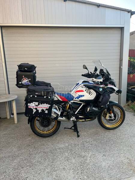 BMW R1250GS