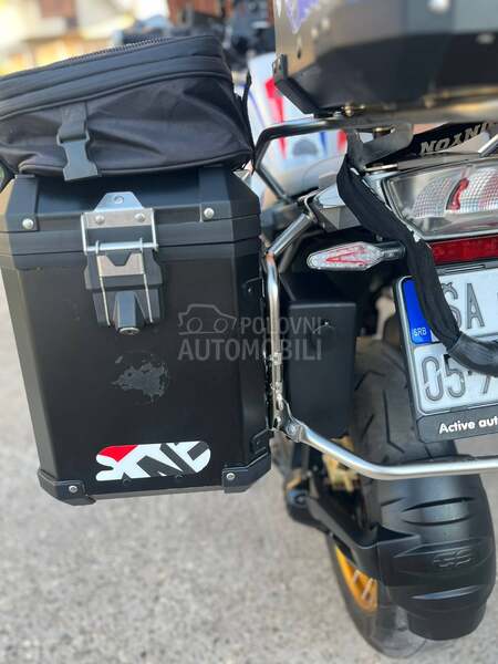 BMW R1250GS