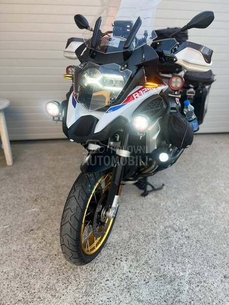 BMW R1250GS