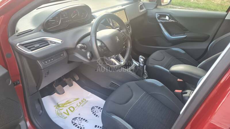 Peugeot 208 Allure