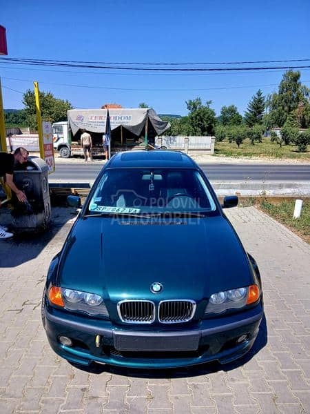 BMW 325 