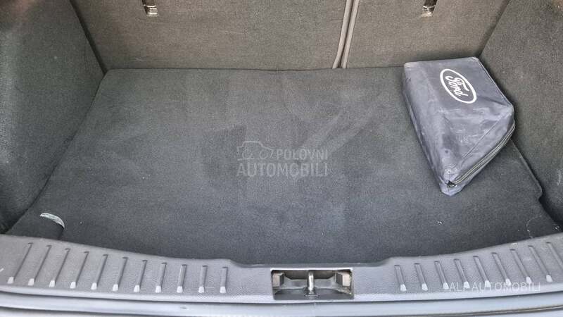 Ford Focus 1.6 TDCI TITANIUM